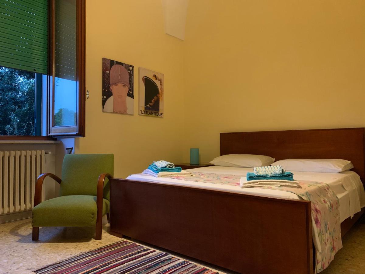 Bed and Breakfast Le Tre Civette Lecce Exterior foto