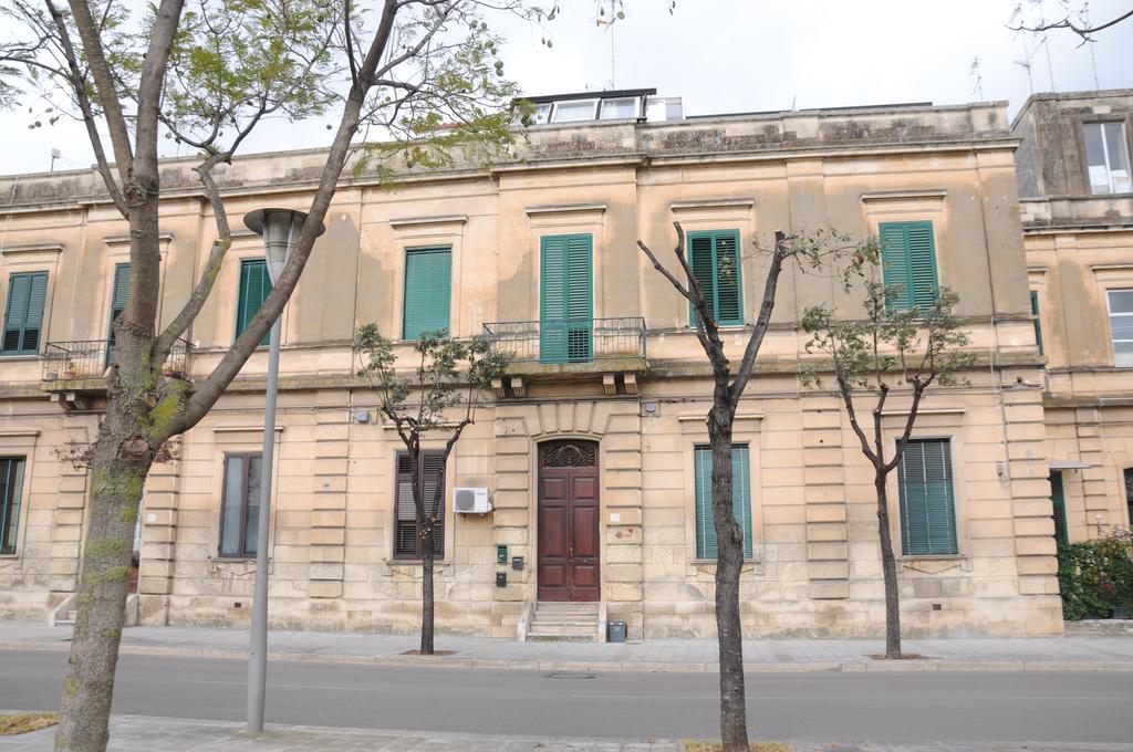 Bed and Breakfast Le Tre Civette Lecce Exterior foto