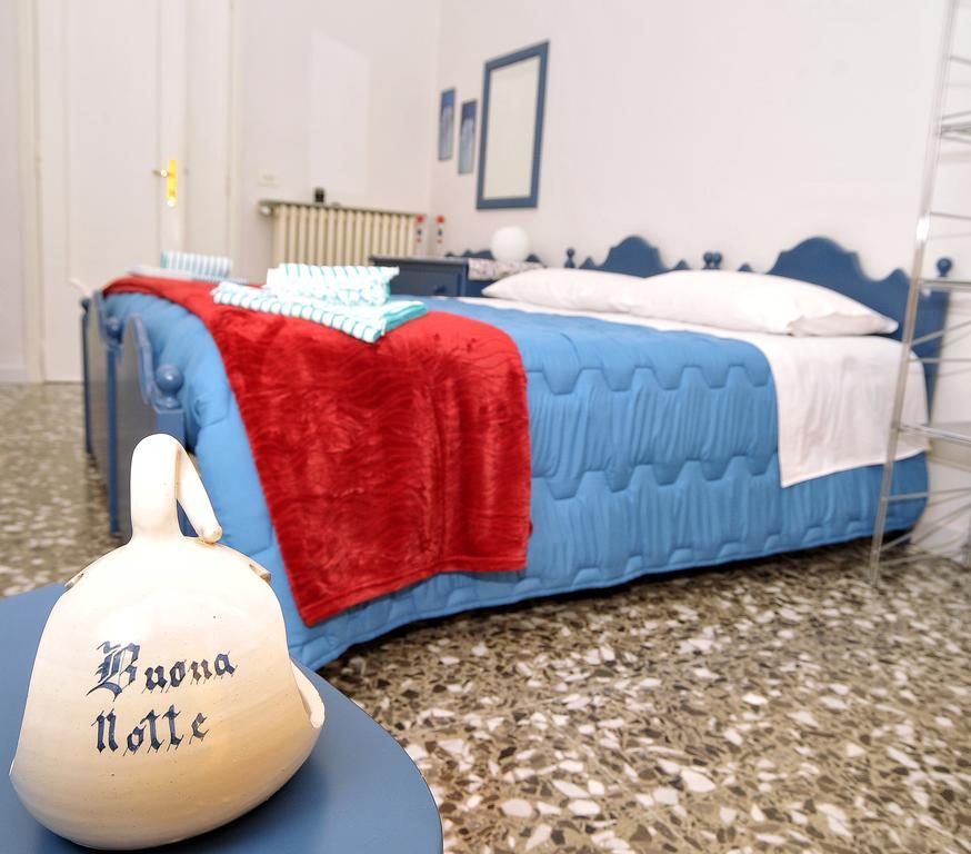 Bed and Breakfast Le Tre Civette Lecce Exterior foto