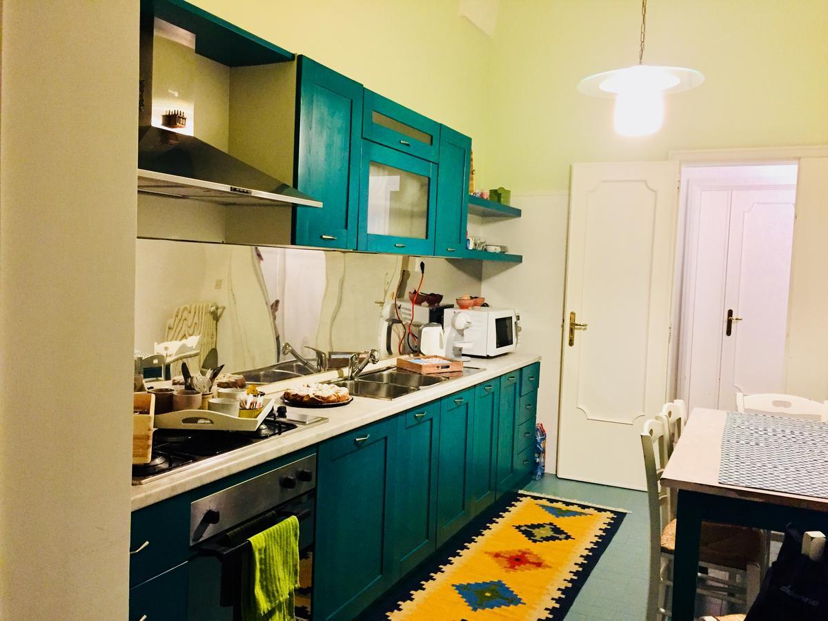 Bed and Breakfast Le Tre Civette Lecce Exterior foto